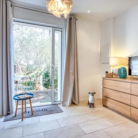 La Maison Des Oliviers - Belle Maison Familiale Avec Piscine بيت للعطل