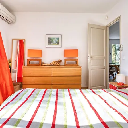 La Maison Des Oliviers - Belle Maison Familiale Avec Piscine Occhiatana