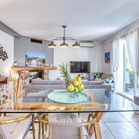 La Maison Des Oliviers - Belle Maison Familiale Avec Piscine Feriehus