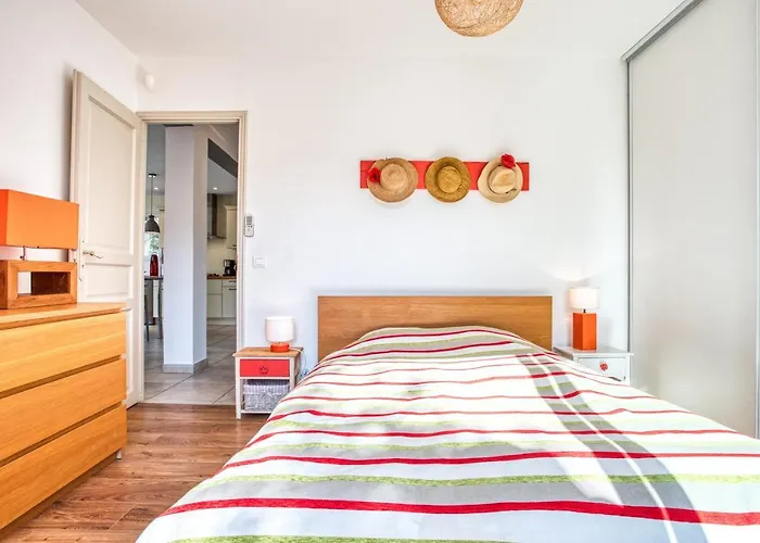 La Maison Des Oliviers - Belle Maison Familiale Avec Piscine Vakantiehuis *