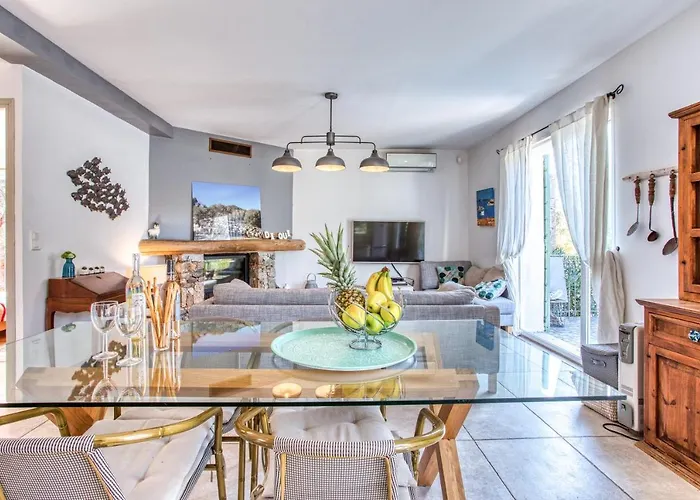 La Maison Des Oliviers - Belle Maison Familiale Avec Piscine Vakantiehuis